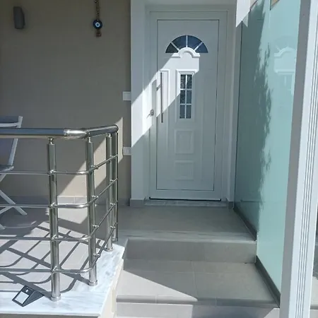 Vakantiehuis Christos Family Pachis Beach-glyfoneri