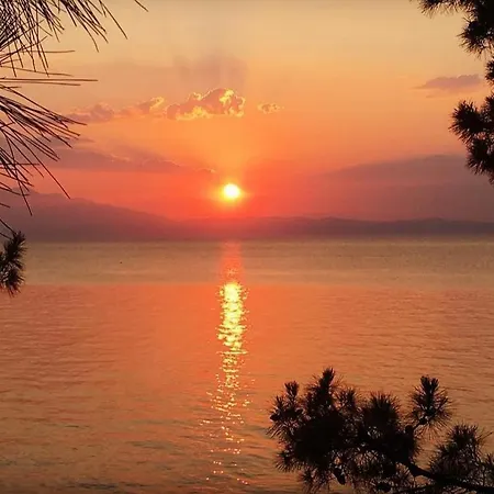 Christos Family Pachis Beach-glyfoneri