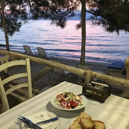 Vakantiehuis Christos Family Pachis Beach-glyfoneri *