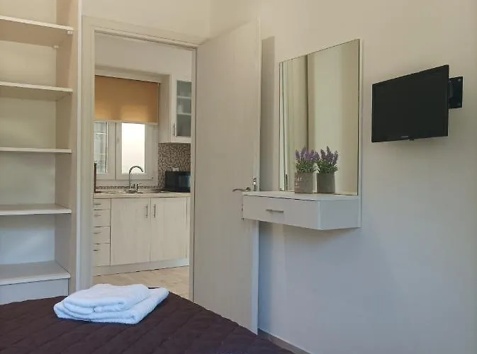 Christos Family Pachis Beach-glyfoneri * Παχύς