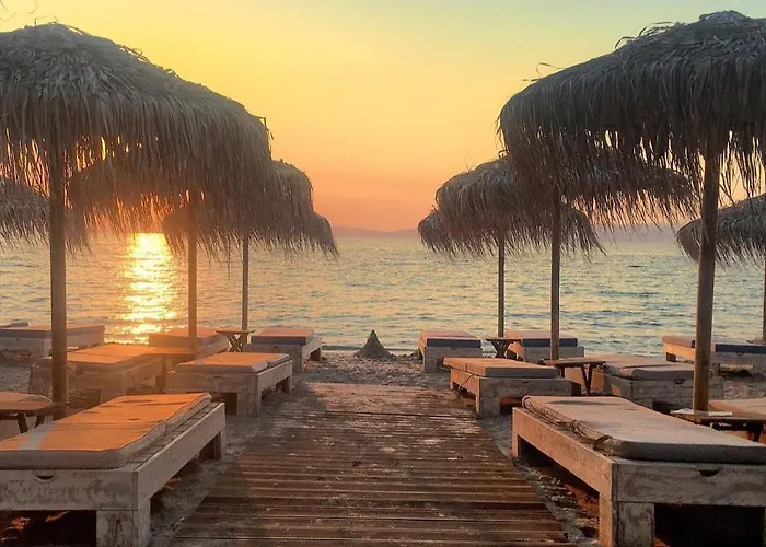 Christos Family Pachis Beach-glyfoneri Παχύς