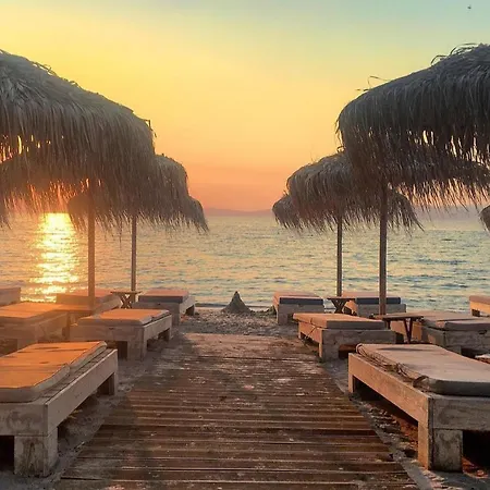 Christos Family Pachis Beach-glyfoneri 파치스