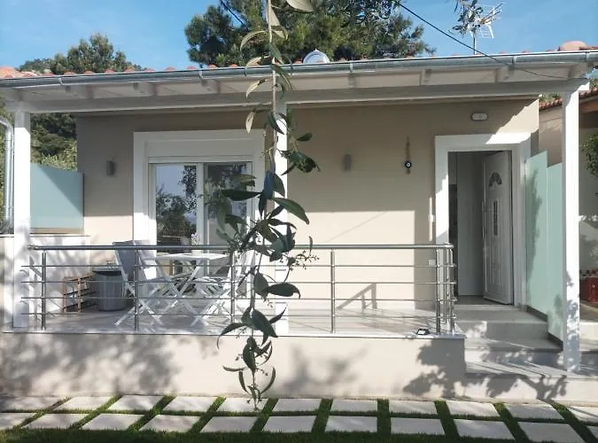 Christos Family Pachis Beach-glyfoneri 펜션